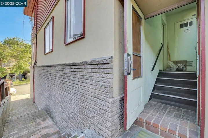 5420 Ygnacio Ave, Oakland, California 94601
