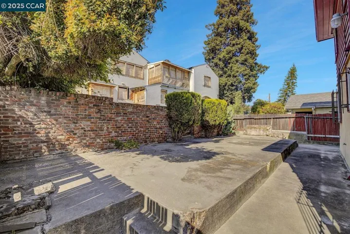 5420 Ygnacio Ave, Oakland, California 94601