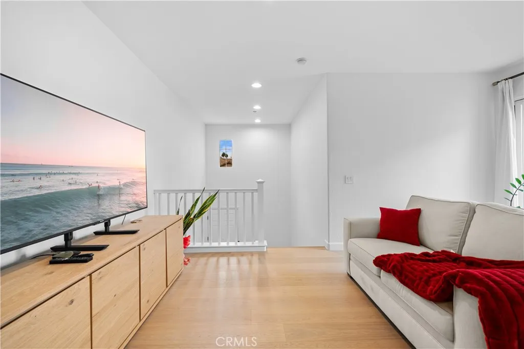 1341 Mcfadden Drive, Fullerton, California 92833 home-pic-9