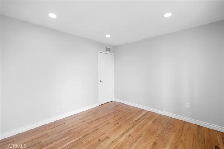 7980 Hollywood Way, Sun Valley, California 91352