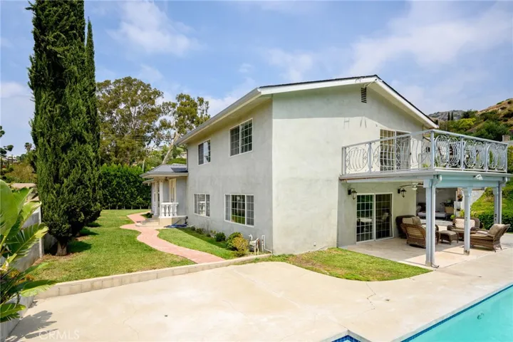 7980 Hollywood Way, Sun Valley, California 91352