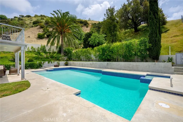 7980 Hollywood Way, Sun Valley, California 91352