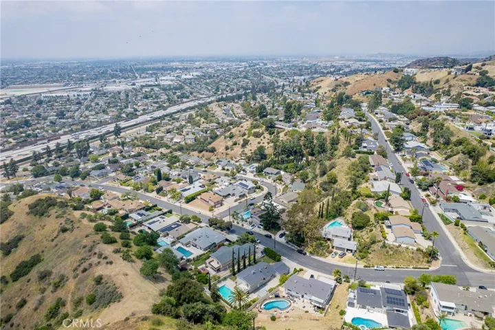 7980 Hollywood Way, Sun Valley, California 91352