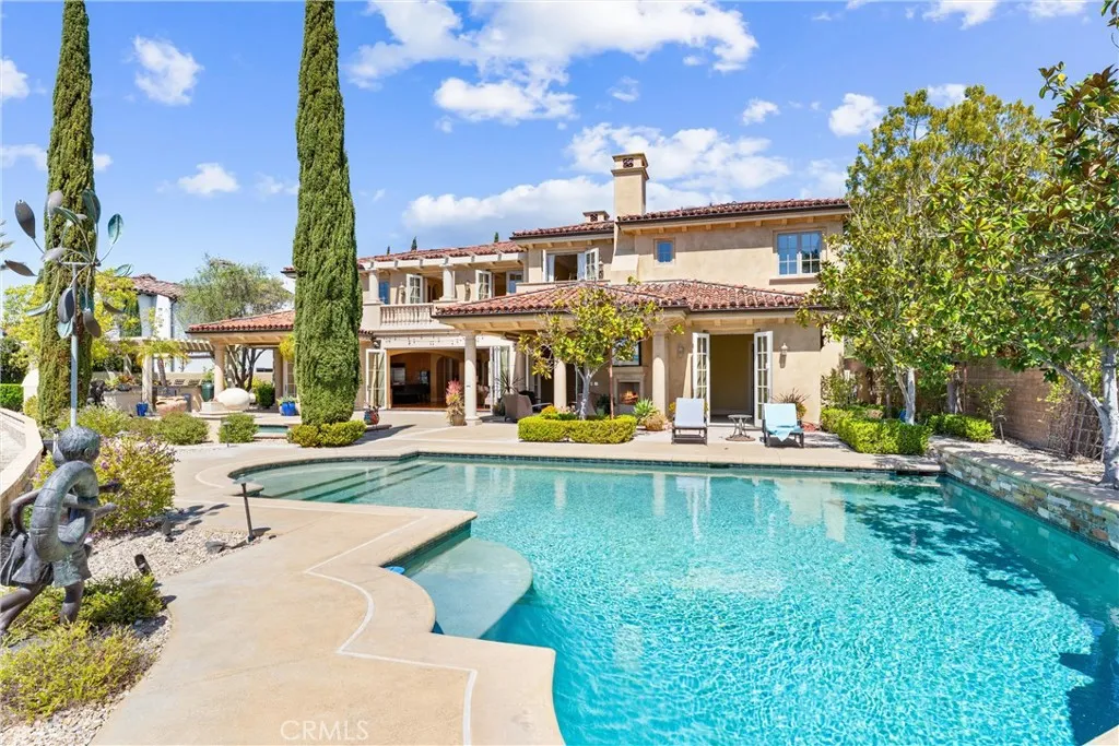 19 Fox Hole Road, Ladera Ranch, California 92694 home-pic-1