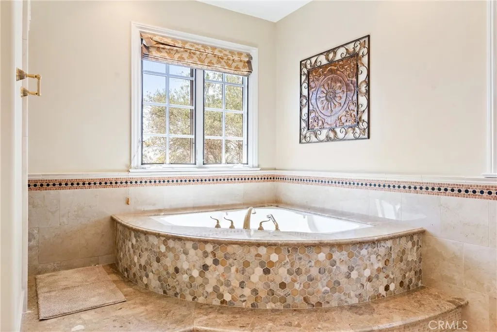 19 Fox Hole Road, Ladera Ranch, California 92694 home-pic-51