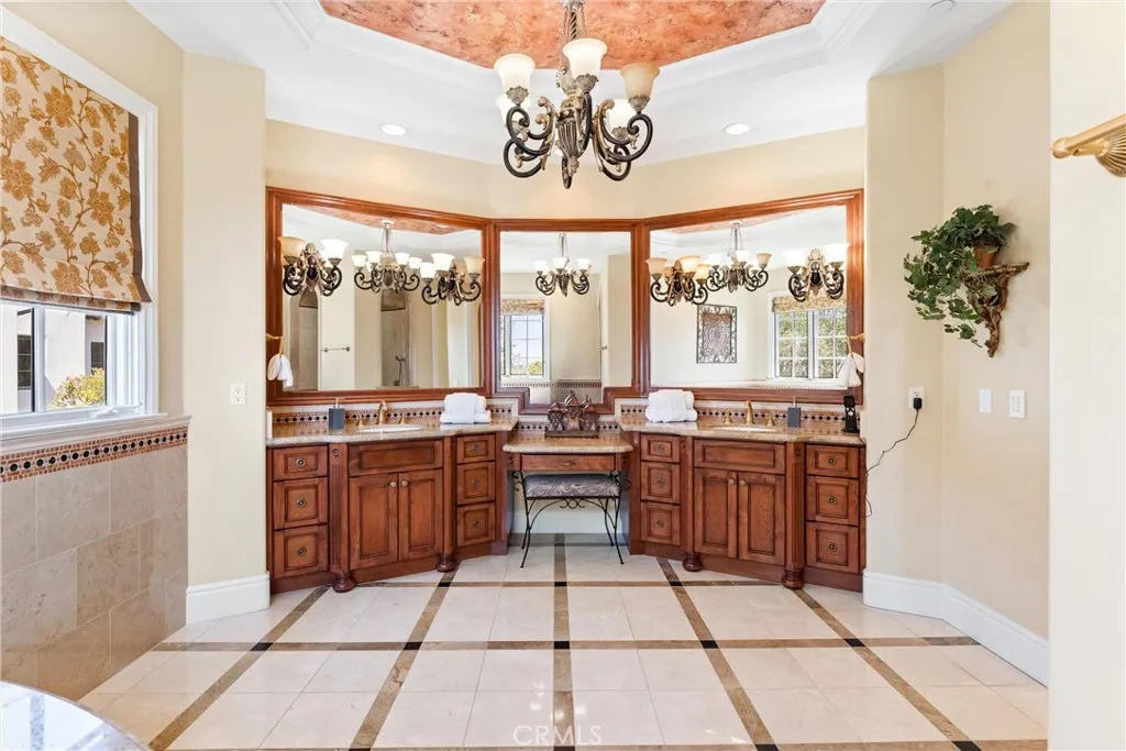 19 Fox Hole Road, Ladera Ranch, California 92694 home-pic-52