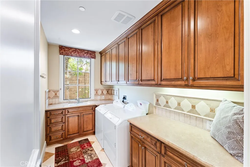 19 Fox Hole Road, Ladera Ranch, California 92694 home-pic-29