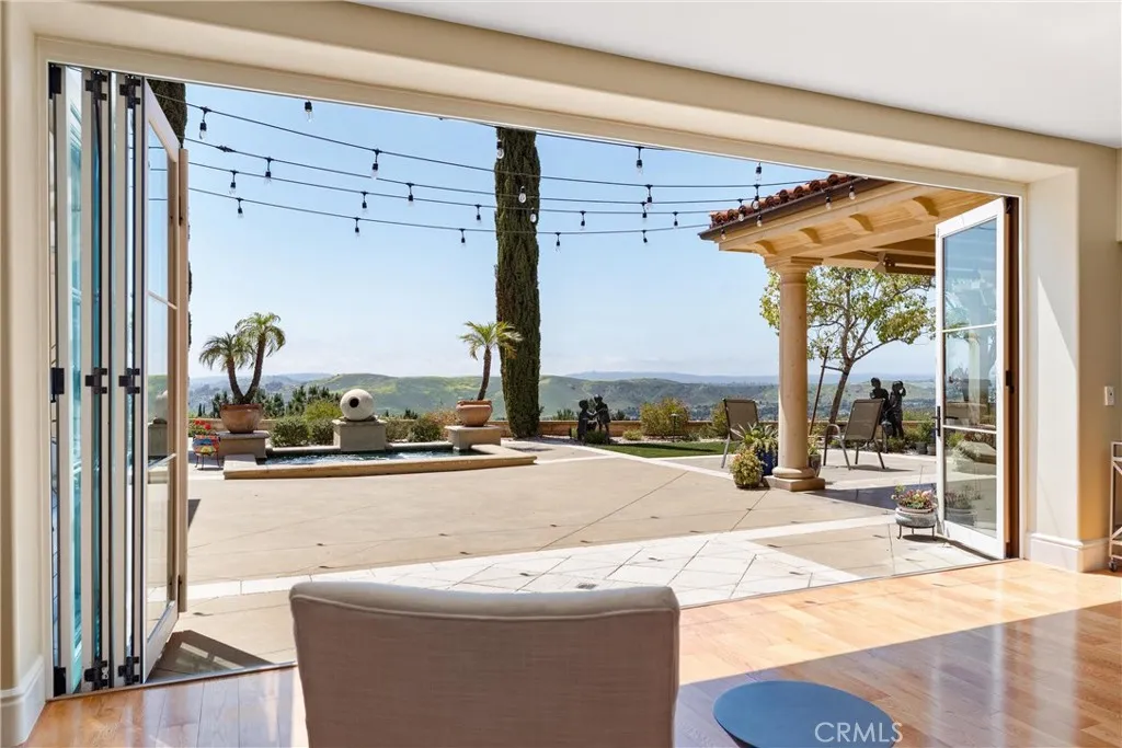 19 Fox Hole Road, Ladera Ranch, California 92694 home-pic-12