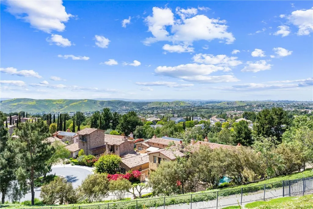 19 Fox Hole Road, Ladera Ranch, California 92694 home-pic-33