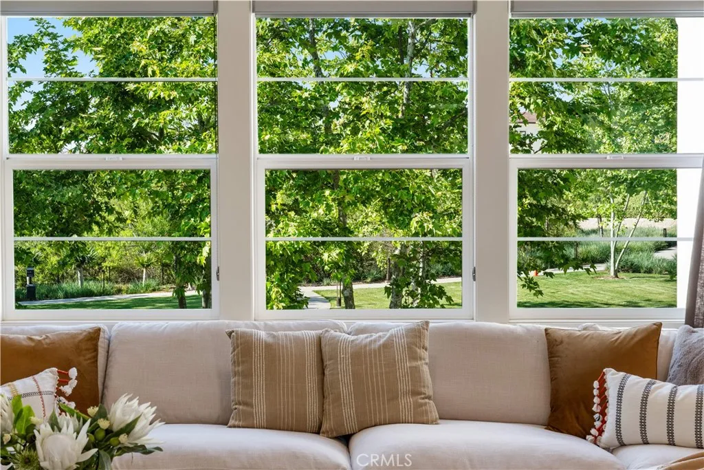 100 Bellatrix, Irvine, California 92618 home-pic-17