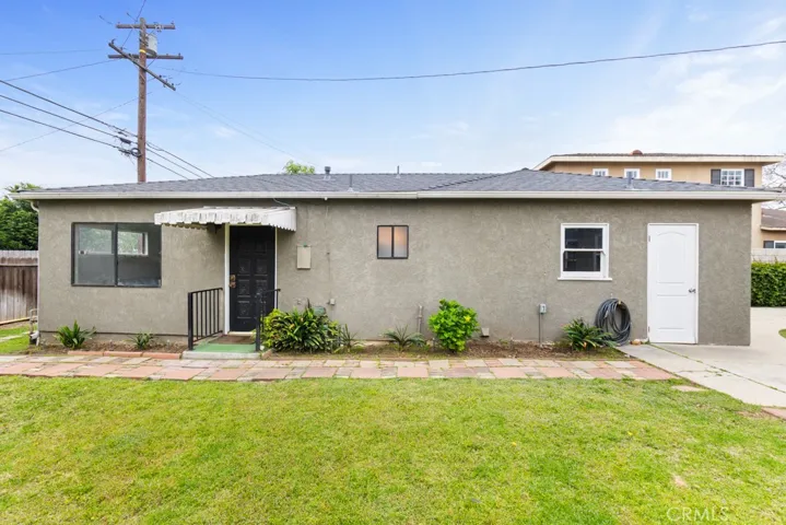 3552 Gaviota Avenue, Long Beach, California 90807