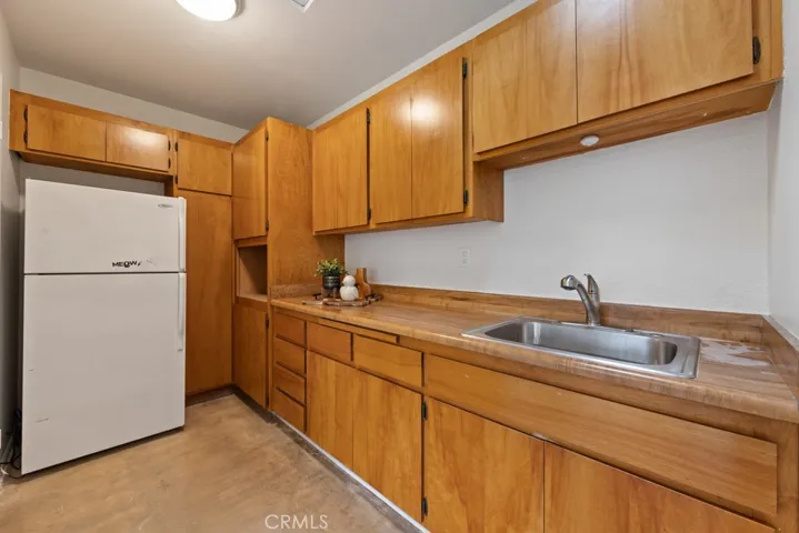 Counter and sink area in rumpus room