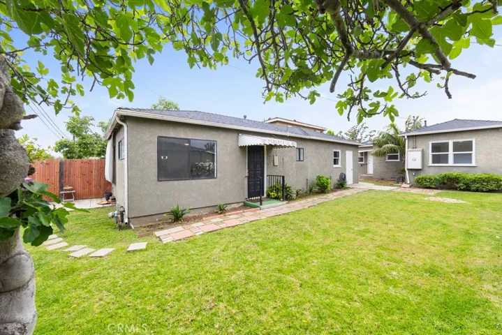 3552 Gaviota Avenue, Long Beach, California 90807