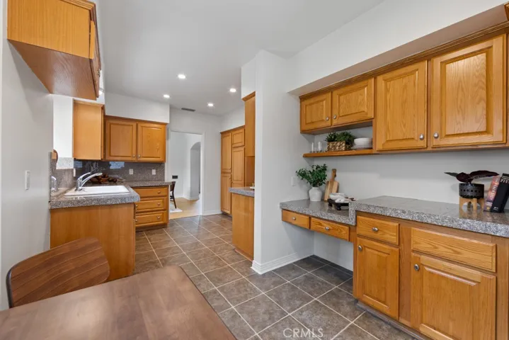 3552 Gaviota Avenue, Long Beach, California 90807