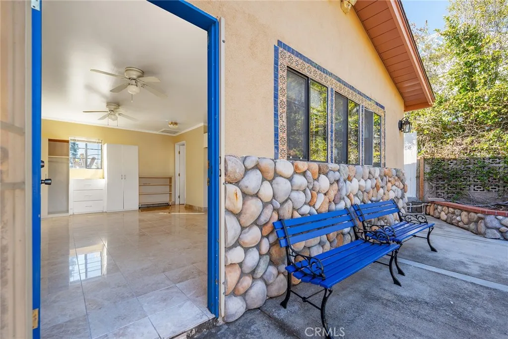 2240 Foothill Boulevard, Santa Ana, California 92705 home-pic-21
