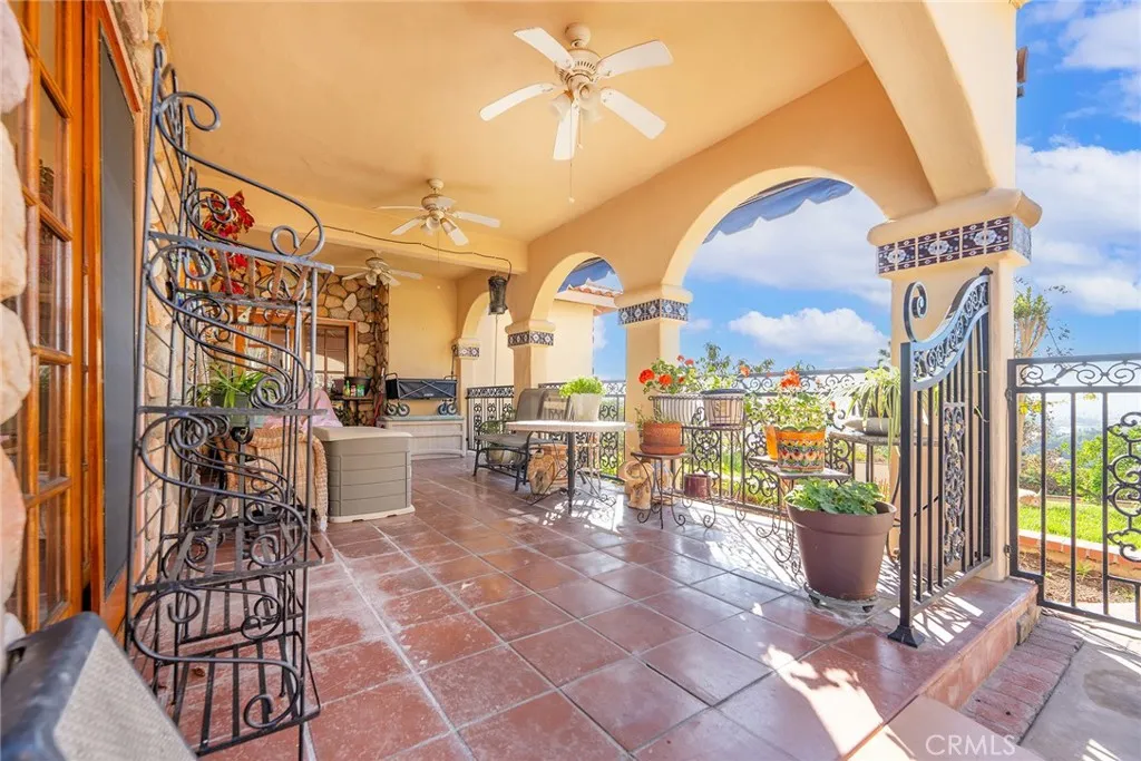 2240 Foothill Boulevard, Santa Ana, California 92705 home-pic-18