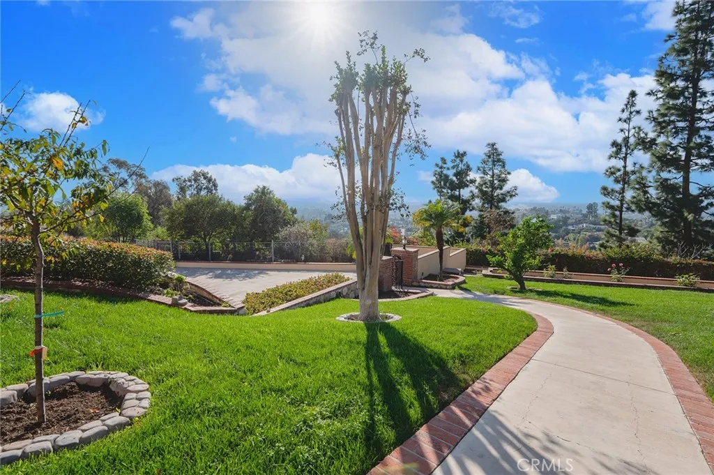 2240 Foothill Boulevard, Santa Ana, California 92705 home-pic-25