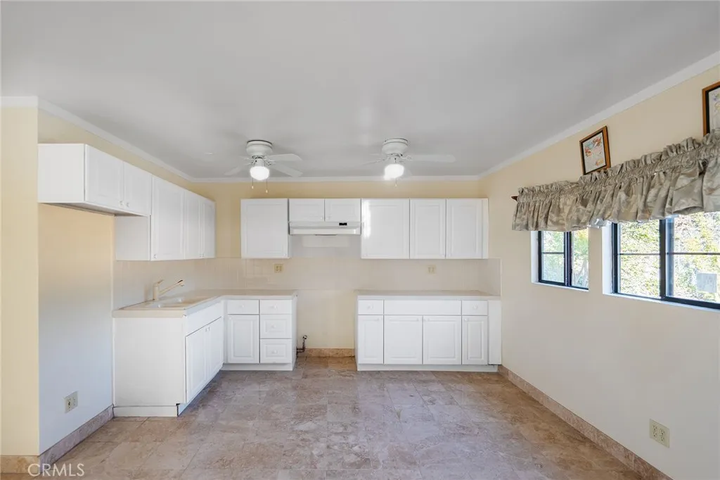 2240 Foothill Boulevard, Santa Ana, California 92705 home-pic-22
