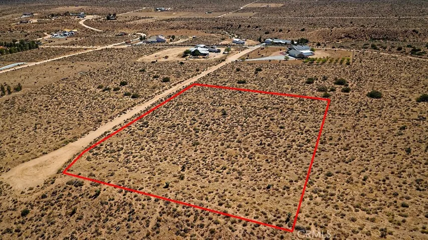 23 Outpost Road, Apple Valley, California 92308
