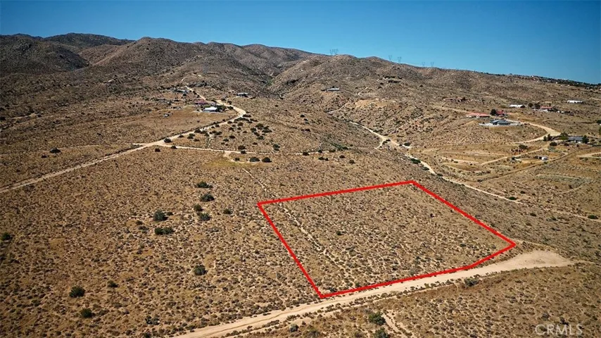 23 Outpost Road, Apple Valley, California 92308