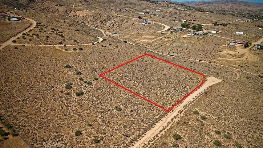23 Outpost Road, Apple Valley, California 92308