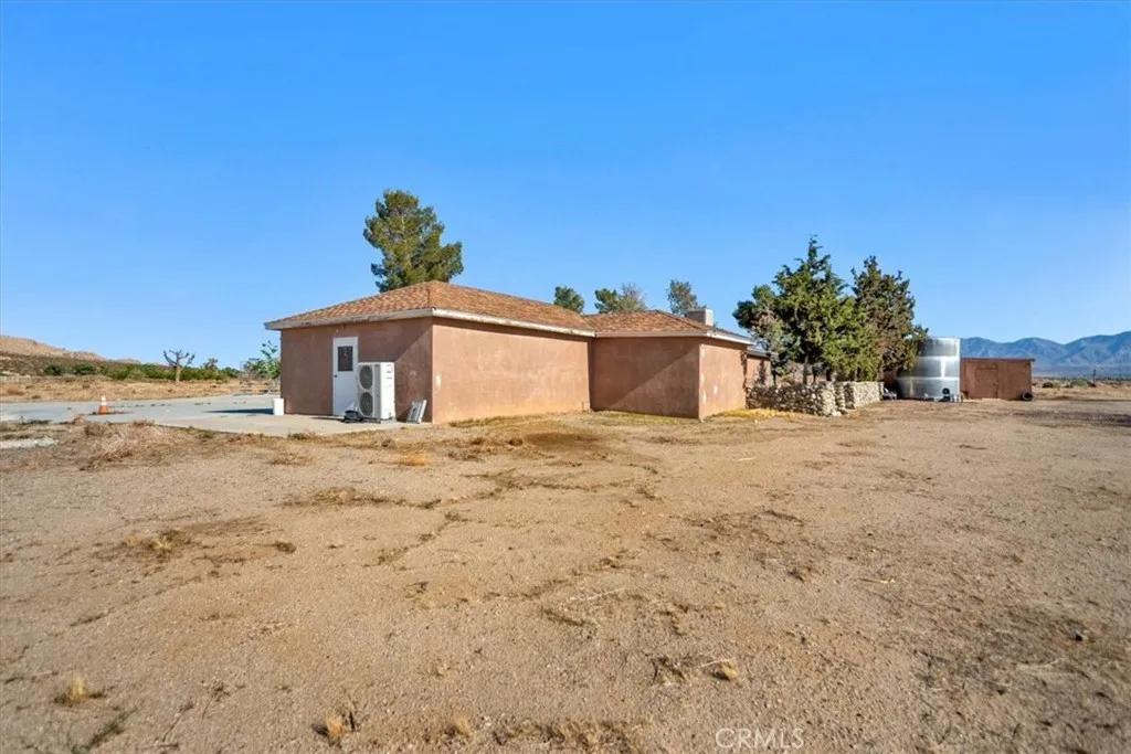 39441 140th Street E, Palmdale, California 93591 home-pic-46