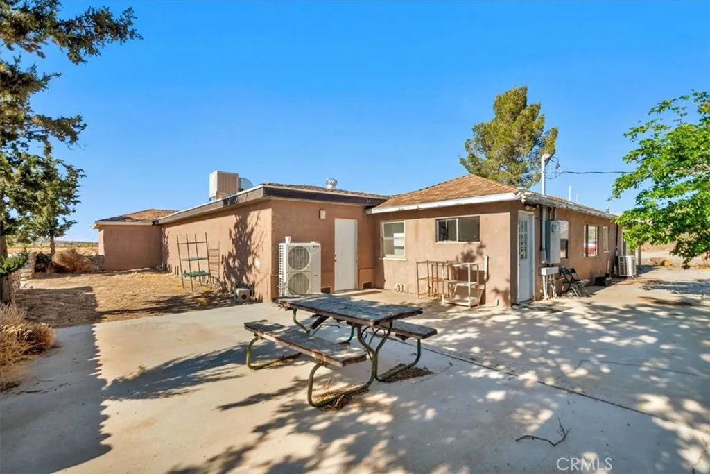 39441 140th Street E, Palmdale, California 93591 home-pic-49