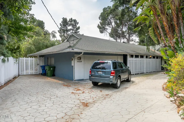 GYP_10534 Colebrook St_001_MLS