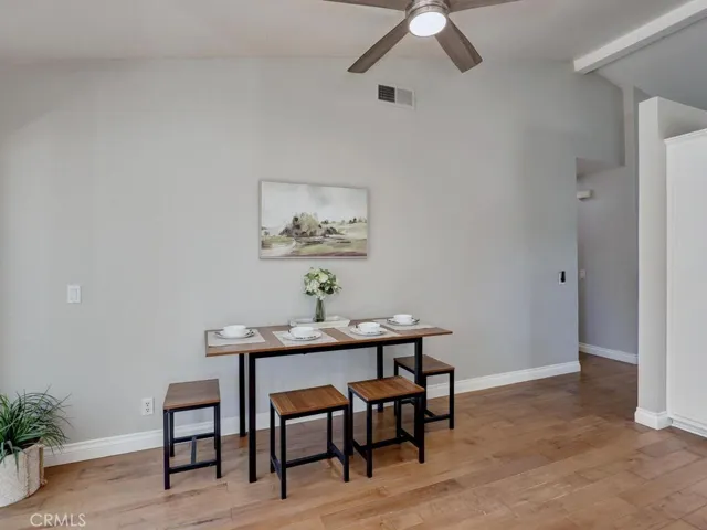 Eating area in kitchen