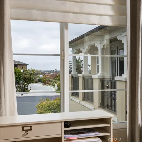 4461 Oceanridge Drive, Huntington Beach, California 92649