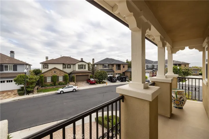 4461 Oceanridge Drive, Huntington Beach, California 92649