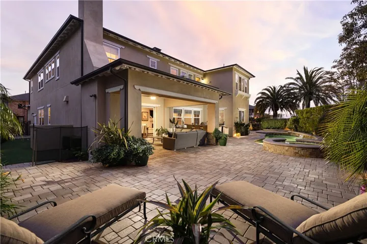 4461 Oceanridge Drive, Huntington Beach, California 92649