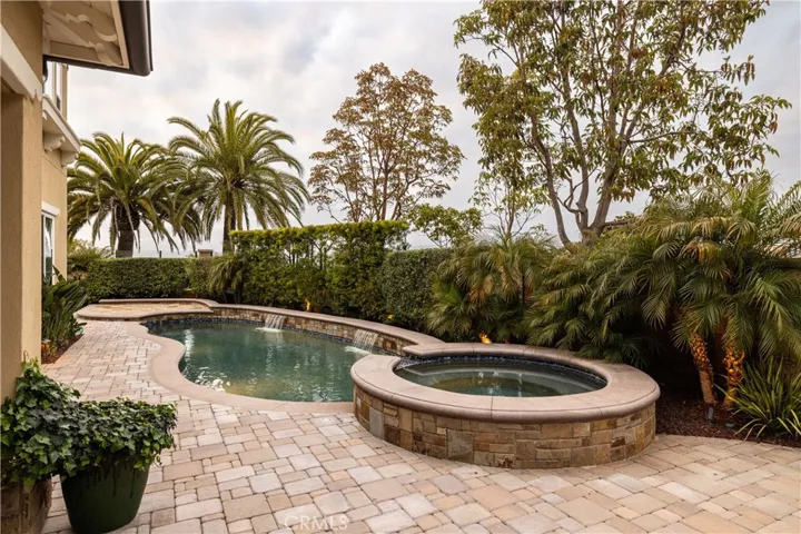 4461 Oceanridge Drive, Huntington Beach, California 92649