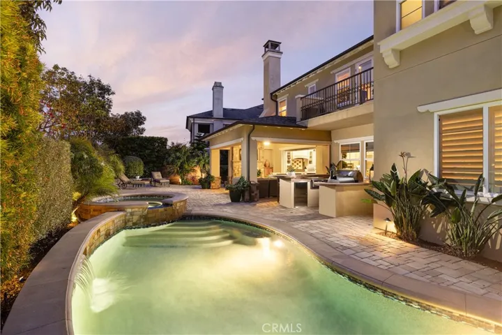 4461 Oceanridge Drive, Huntington Beach, California 92649