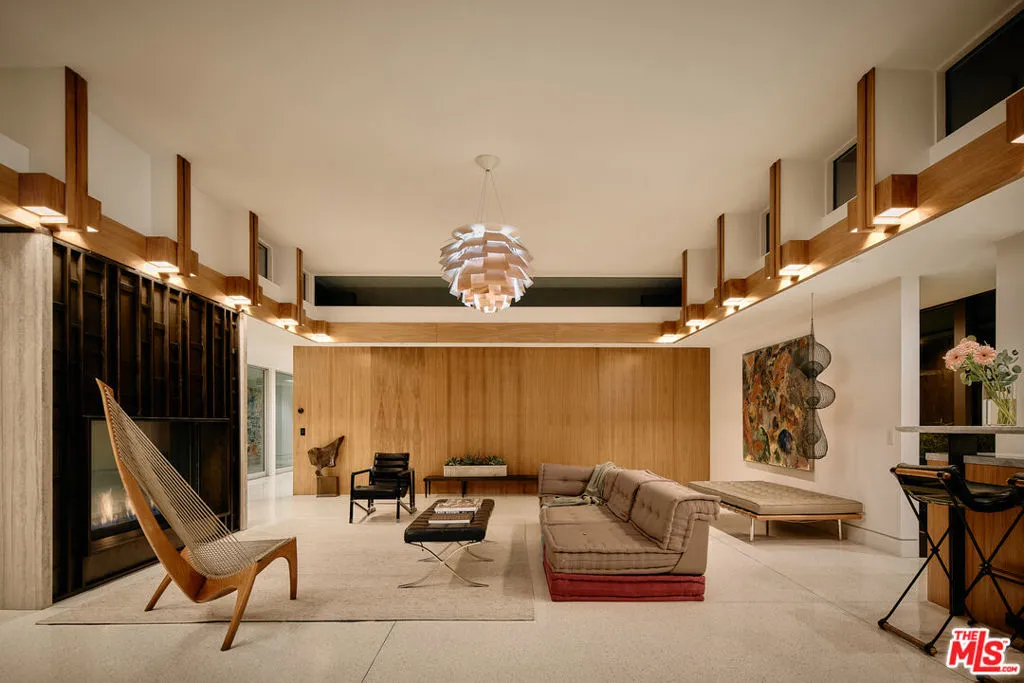 1061 Loma Vista Drive, Beverly Hills, California 90210 home-pic-23