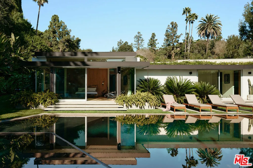 1061 Loma Vista Drive, Beverly Hills, California 90210 home-pic-14