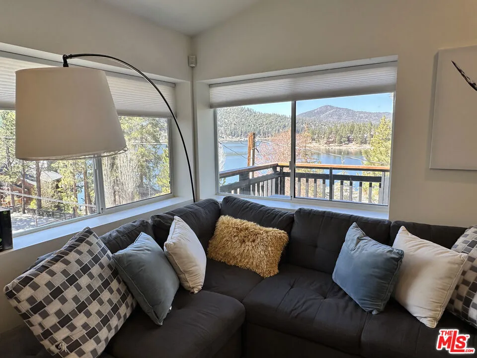 772 Cove Drive, Big Bear, California 92315 home-pic-8