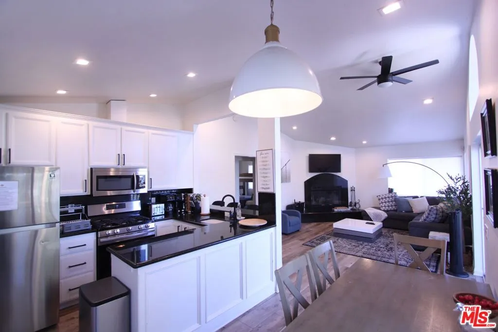772 Cove Drive, Big Bear, California 92315 home-pic-13