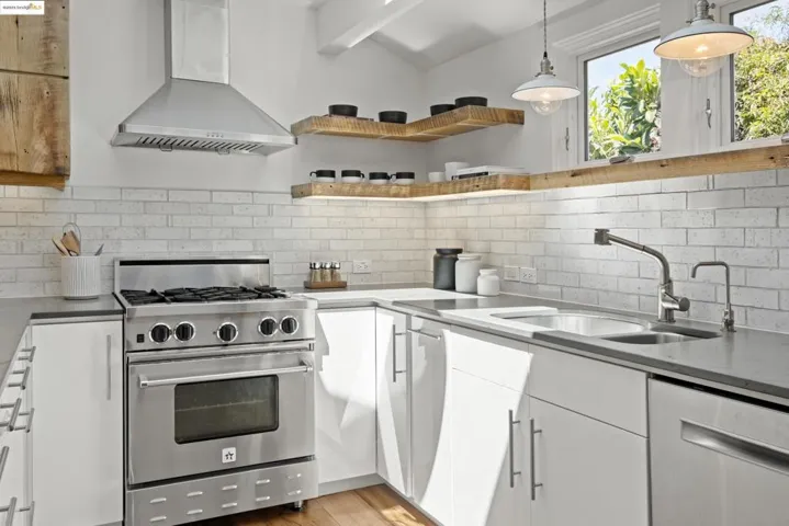 724 Santa Fe Ave, Albany, California 94706