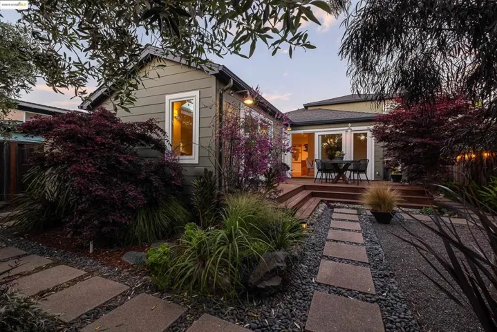 724 Santa Fe Ave, Albany, California 94706