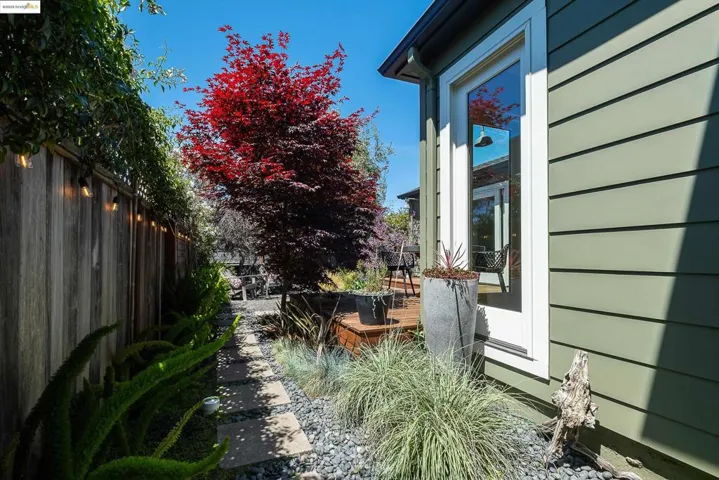 724 Santa Fe Ave, Albany, California 94706
