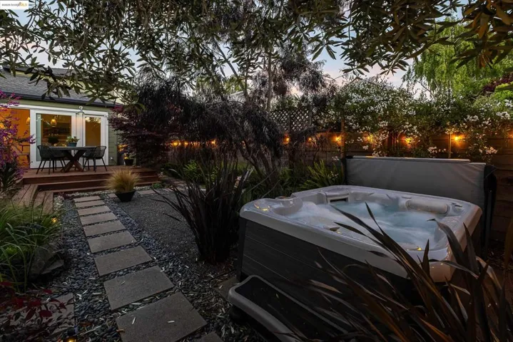 724 Santa Fe Ave, Albany, California 94706