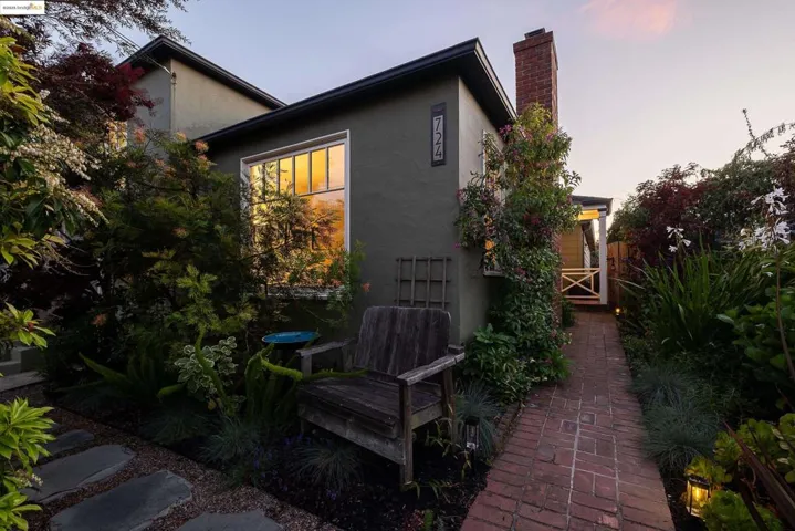 724 Santa Fe Ave, Albany, California 94706