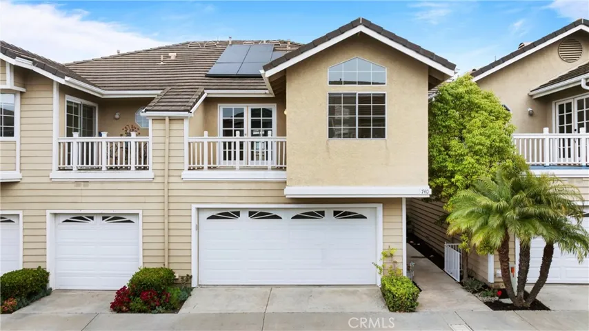 740 S Crown Pointe Drive, Anaheim Hills, California 92807