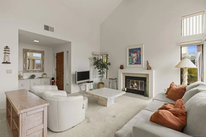12156 Sand Trap Row, San Diego, California 92128