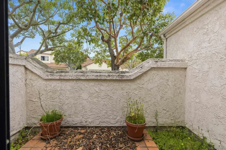 12156 Sand Trap Row, San Diego, California 92128