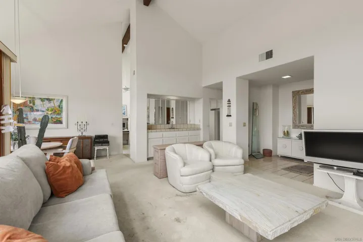 12156 Sand Trap Row, San Diego, California 92128