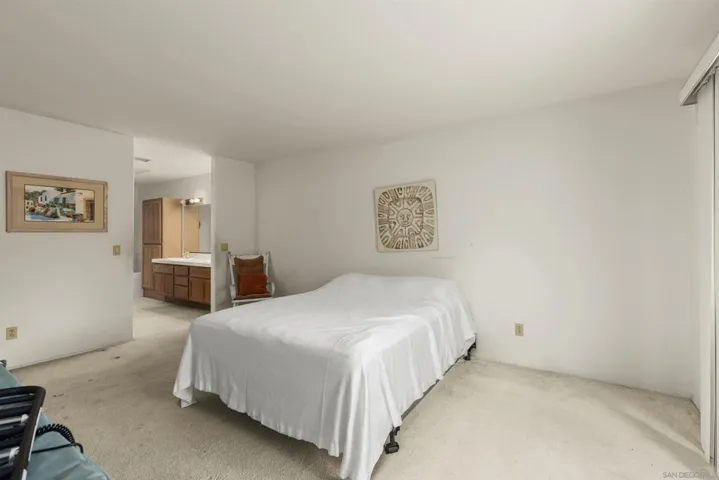 12156 Sand Trap Row, San Diego, California 92128
