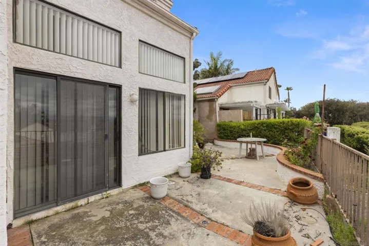 12156 Sand Trap Row, San Diego, California 92128