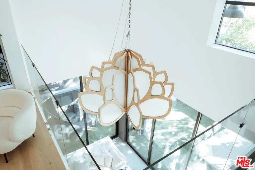 115 Park Place, Venice, California 90291 home-pic-15